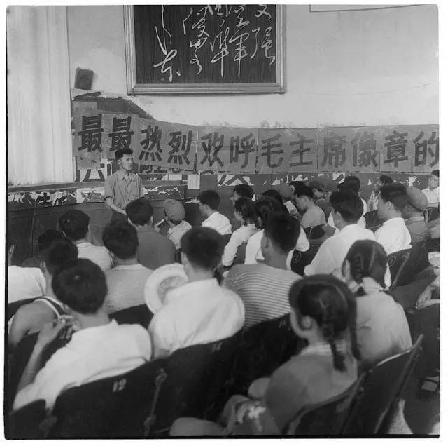 老摄影记者镜头中的昔日中国