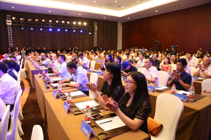 第三届中国制造2025高峰论坛启动新闻发布会在京举行